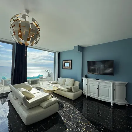 Luxury Penthouse Apartment