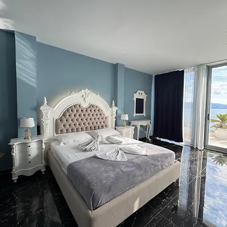 Apartment Luxury Penthouse Sarande