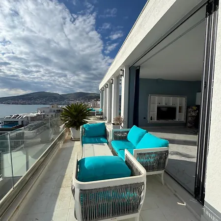 Luxury Penthouse *